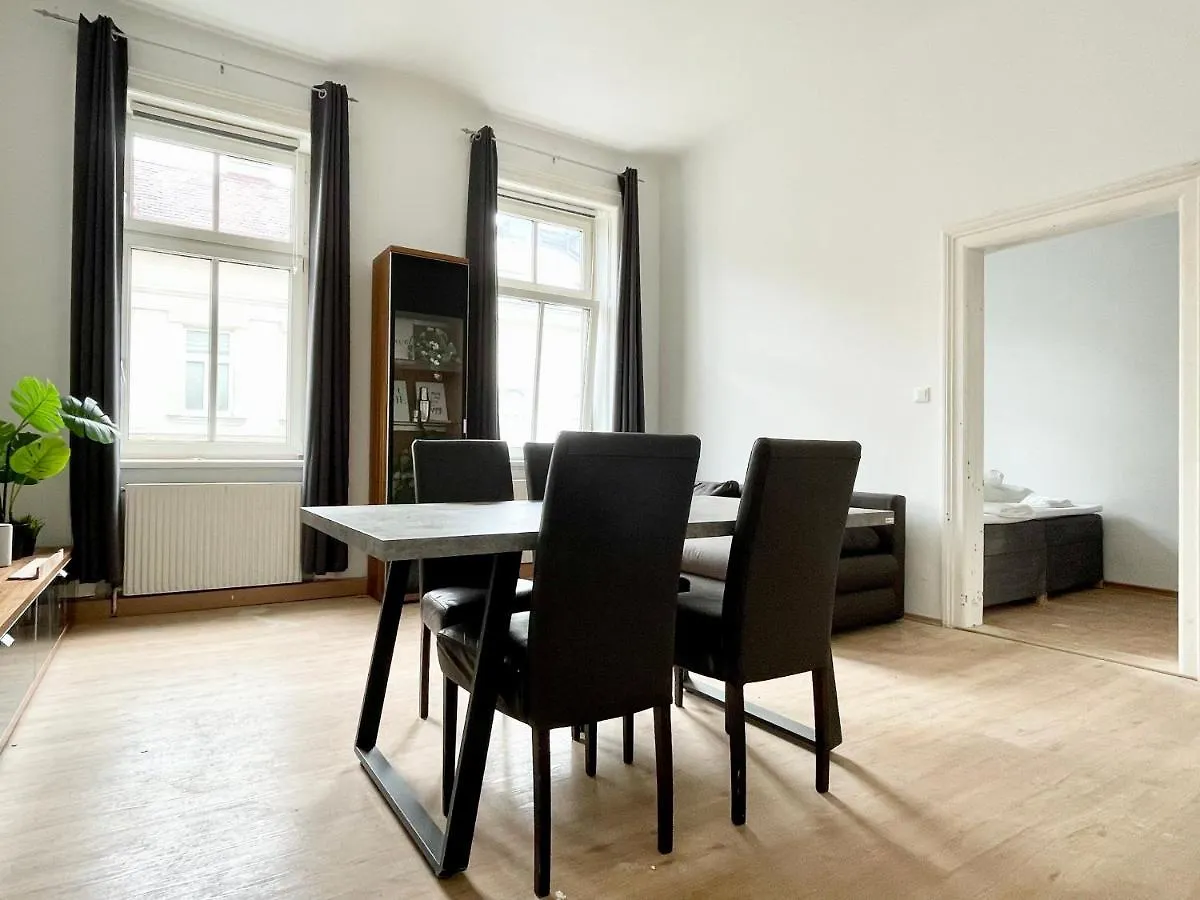 Apartment Elegant Residence At Famous Vienna Kutschkermarkt